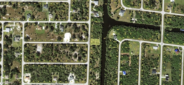 Listing photo 2 for 302 Salisbury St, Port Charlotte FL 33954