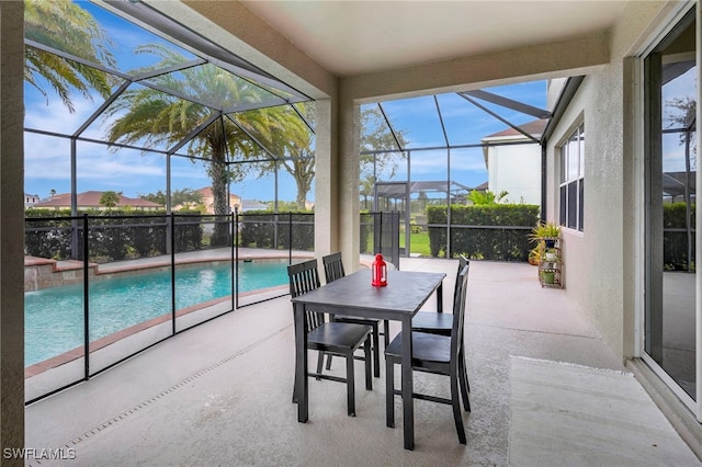 view of sunroom / solarium