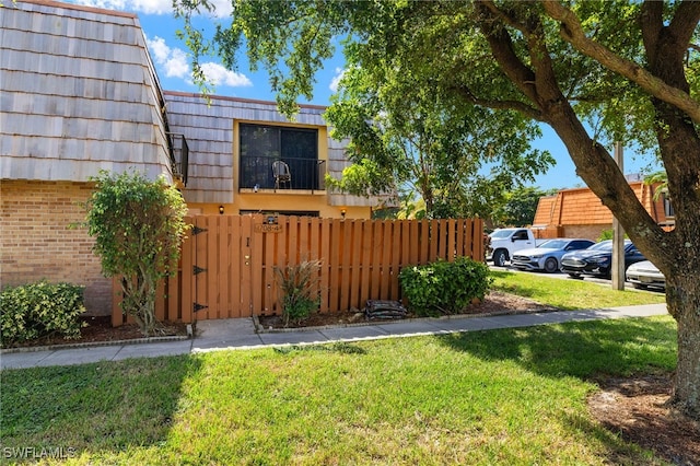 view of yard with fence