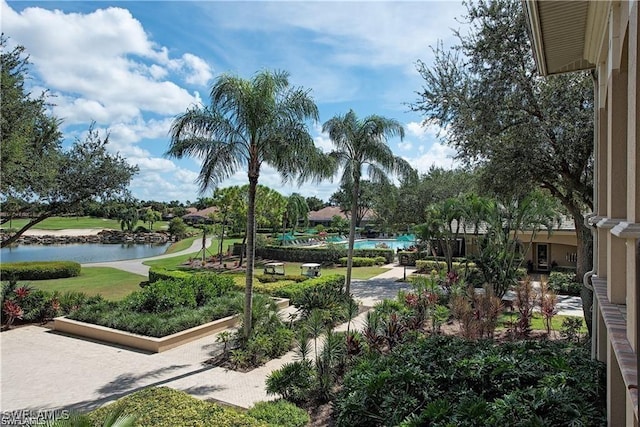 view of home's community featuring a water view