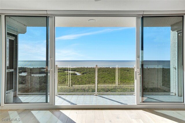 6101 Pelican Bay Blvd Unit 1402, Naples, FL 34108 - photo 3