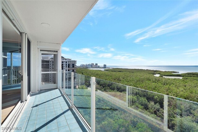6101 Pelican Bay Blvd Unit 1402, Naples, FL 34108 - photo 4