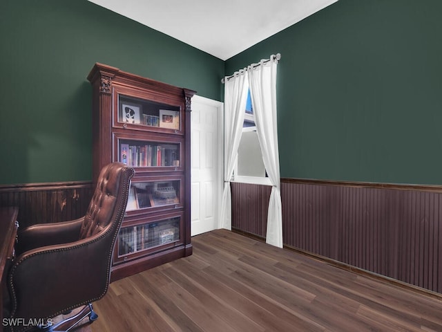 office area featuring dark hardwood / wood-style flooring