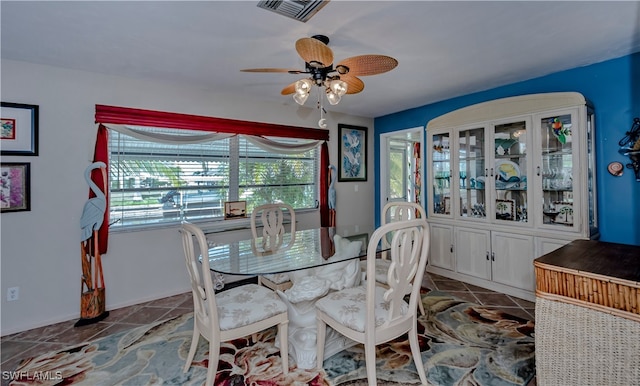 dining area with ceiling fan