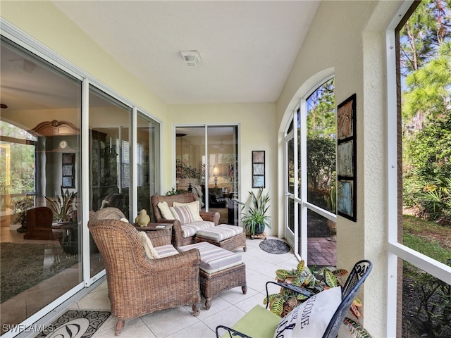 view of sunroom / solarium