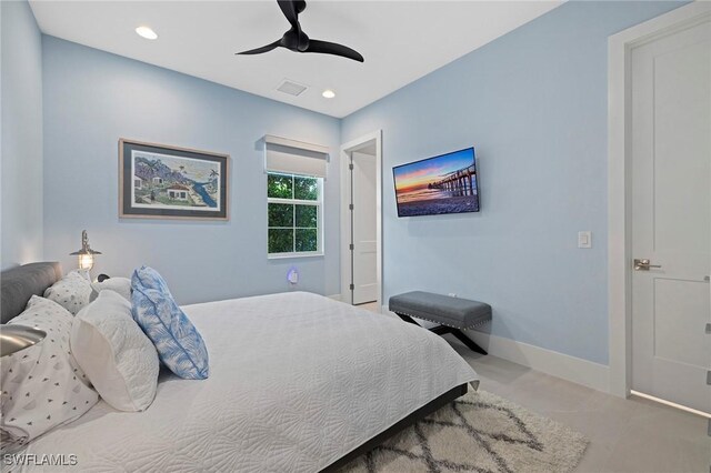 bedroom with ceiling fan