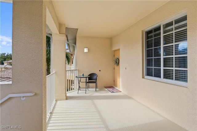 exterior space featuring a balcony