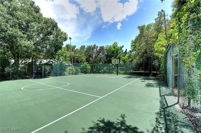 15600 Willow Oak Ct, Fort Myers, FL 33912 - view of sport court with fence and community basketball court