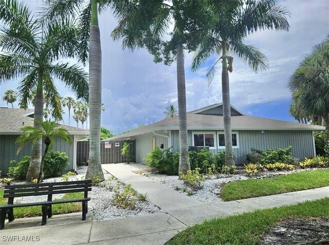 4301 Island Cir Unit 2, Fort Myers, FL 33919 - view of front of house