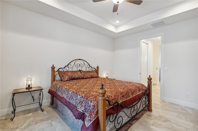 bedroom featuring ceiling fan