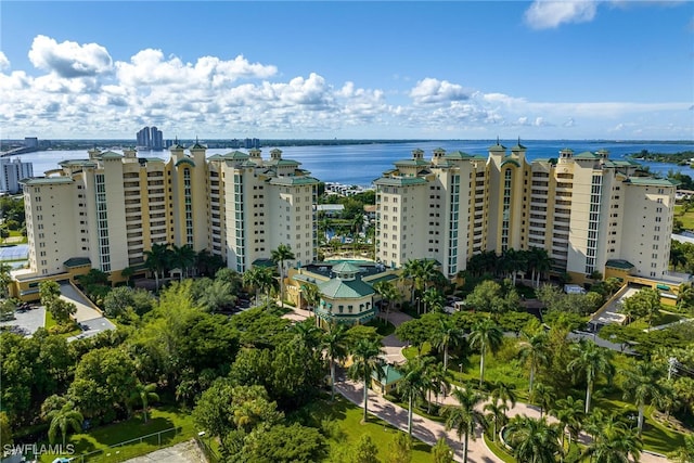 bird's eye view featuring a water view