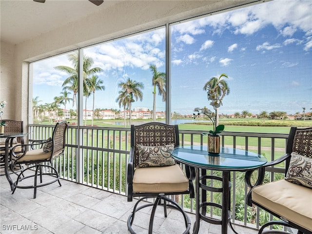 view of sunroom / solarium