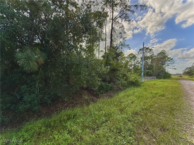 Listing photo 2 for 3605 54th St W, Lehigh Acres FL 33971