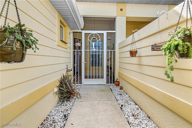 view of property entrance