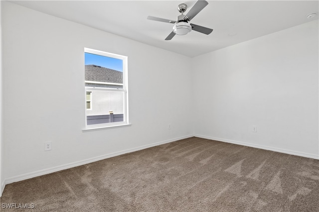 unfurnished room with carpet flooring and ceiling fan