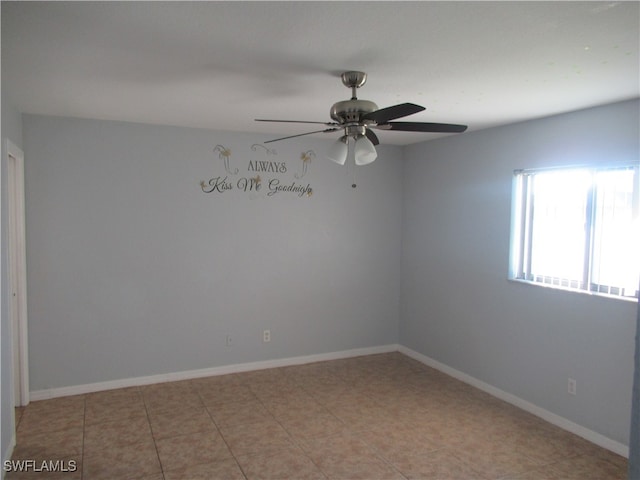 empty room with ceiling fan