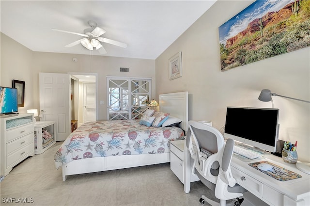 bedroom with ceiling fan