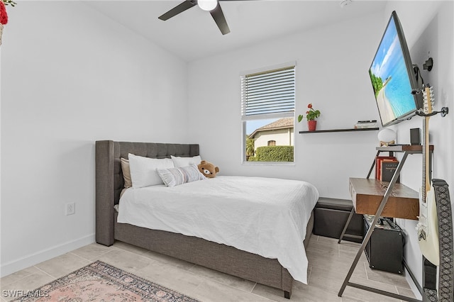 bedroom featuring ceiling fan