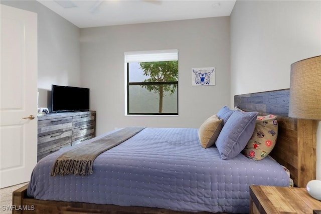 bedroom featuring ceiling fan