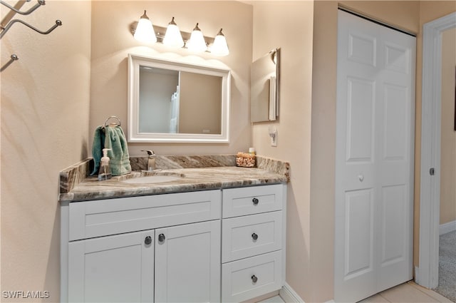 bathroom with vanity