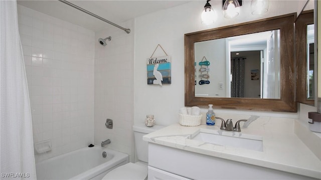 full bathroom featuring vanity, toilet, and shower / bath combo