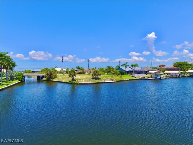 Listing photo 2 for 4817 Skyline Blvd, Cape Coral FL 33914