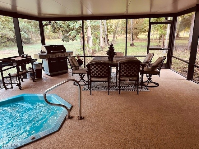 view of sunroom / solarium