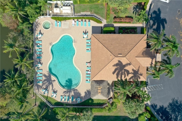 birds eye view of property