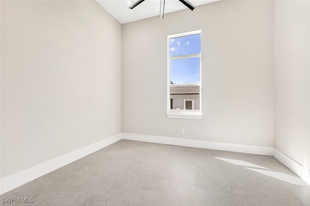 unfurnished room with ceiling fan