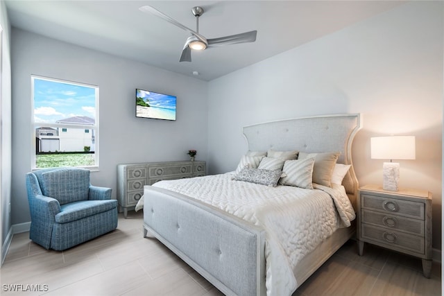 bedroom featuring ceiling fan