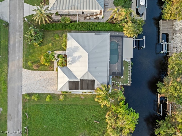 bird's eye view with a water view