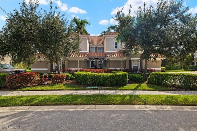 view of mediterranean / spanish-style house