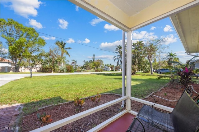 11831 Iona Rd, Fort Myers, FL 33908 - view of green lawn