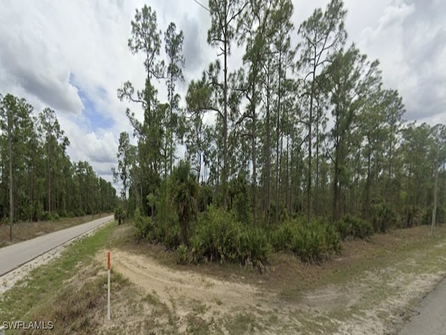 Listing photo 2 for 3906 Leeland Heights Blvd E, Lehigh Acres FL 33936