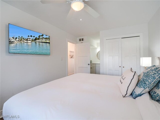 bedroom featuring a closet and ceiling fan