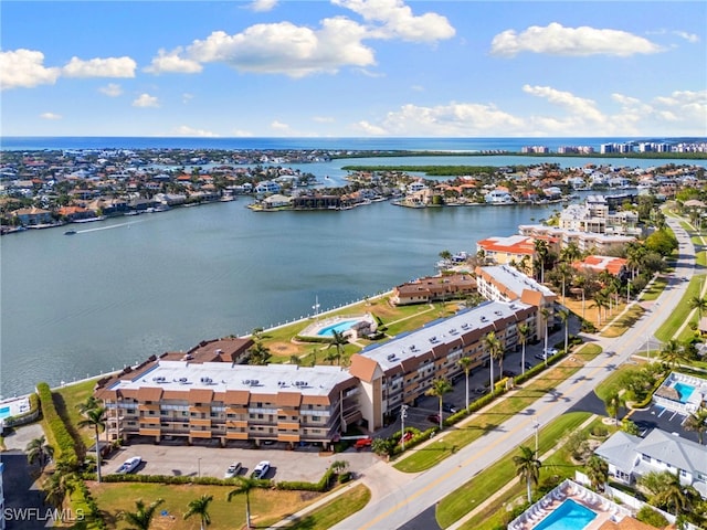 bird's eye view with a water view