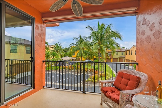 balcony with ceiling fan