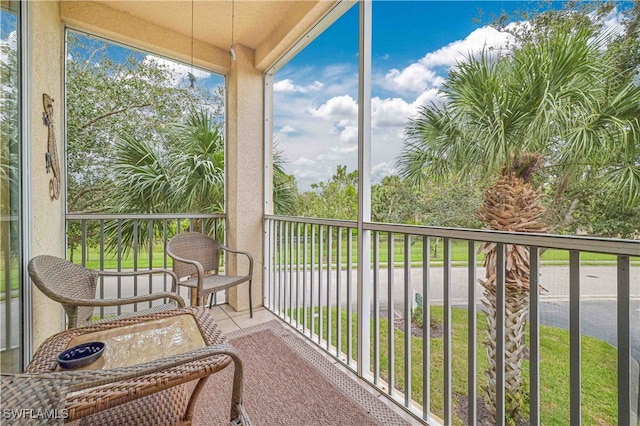 view of sunroom / solarium