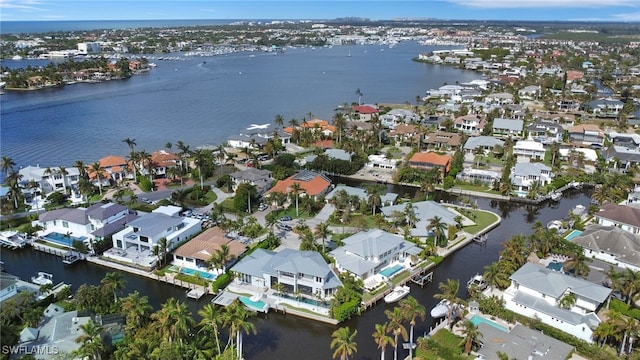 bird's eye view featuring a water view