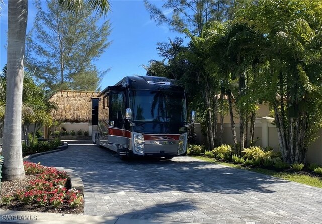 13547 Snook Cir, Naples, FL 34114