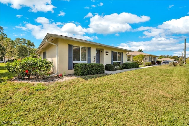 view of front of house with a front yard