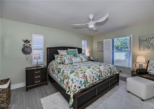 bedroom featuring ceiling fan