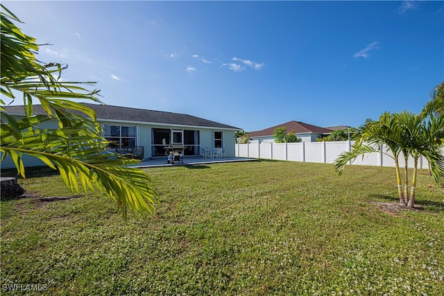 view of yard with a patio area