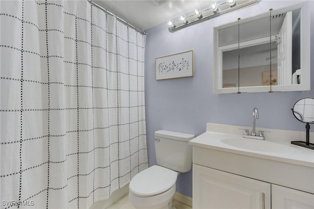 13366 Fox Chapel Ct, Fort Myers, FL 33919 - bathroom with vanity and curtained shower
