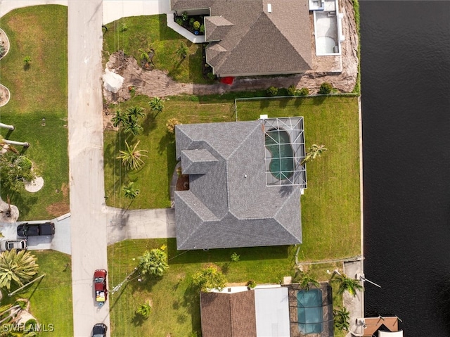 bird's eye view featuring a water view