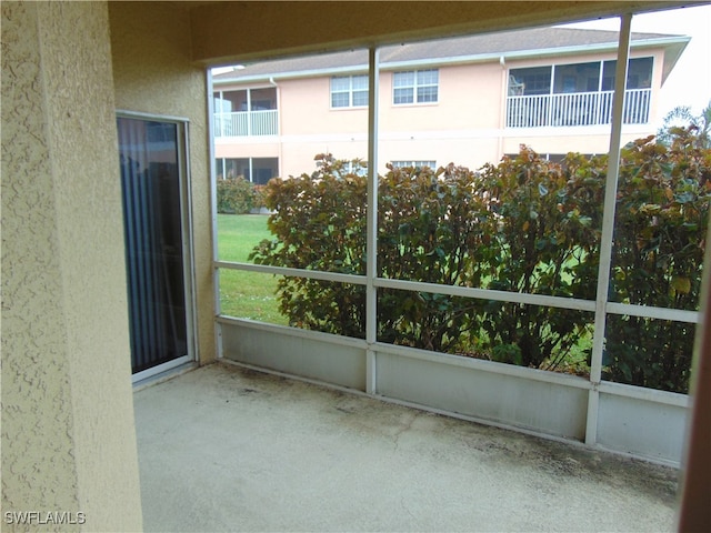 view of unfurnished sunroom