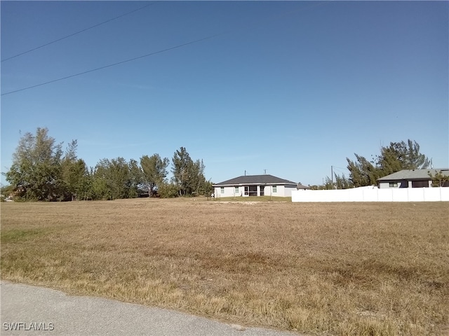 Listing photo 2 for 4219 NW 25th St, Cape Coral FL 33993