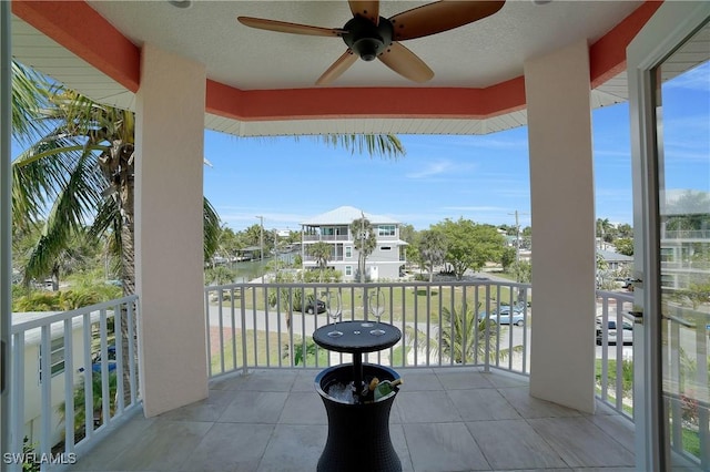 balcony with a ceiling fan