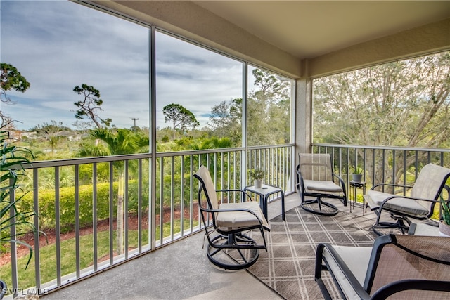 view of sunroom / solarium