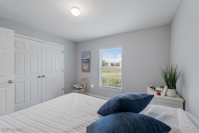 bedroom with a closet